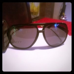 Gucci Aviator sunglasses